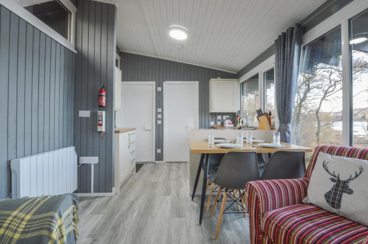 Loch Aweside Forest Cabins Dalavich エクステリア 写真