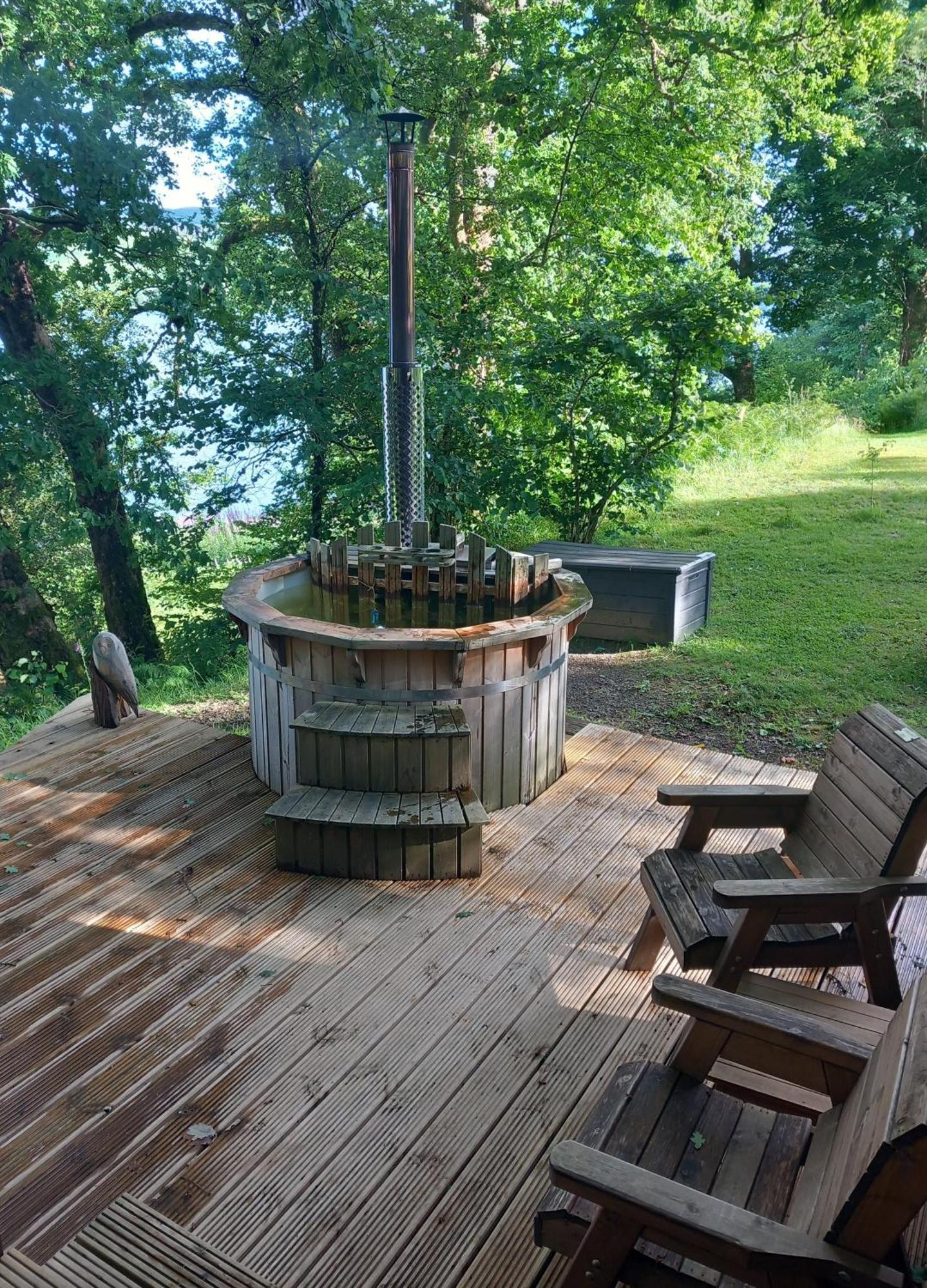 Loch Aweside Forest Cabins Dalavich エクステリア 写真