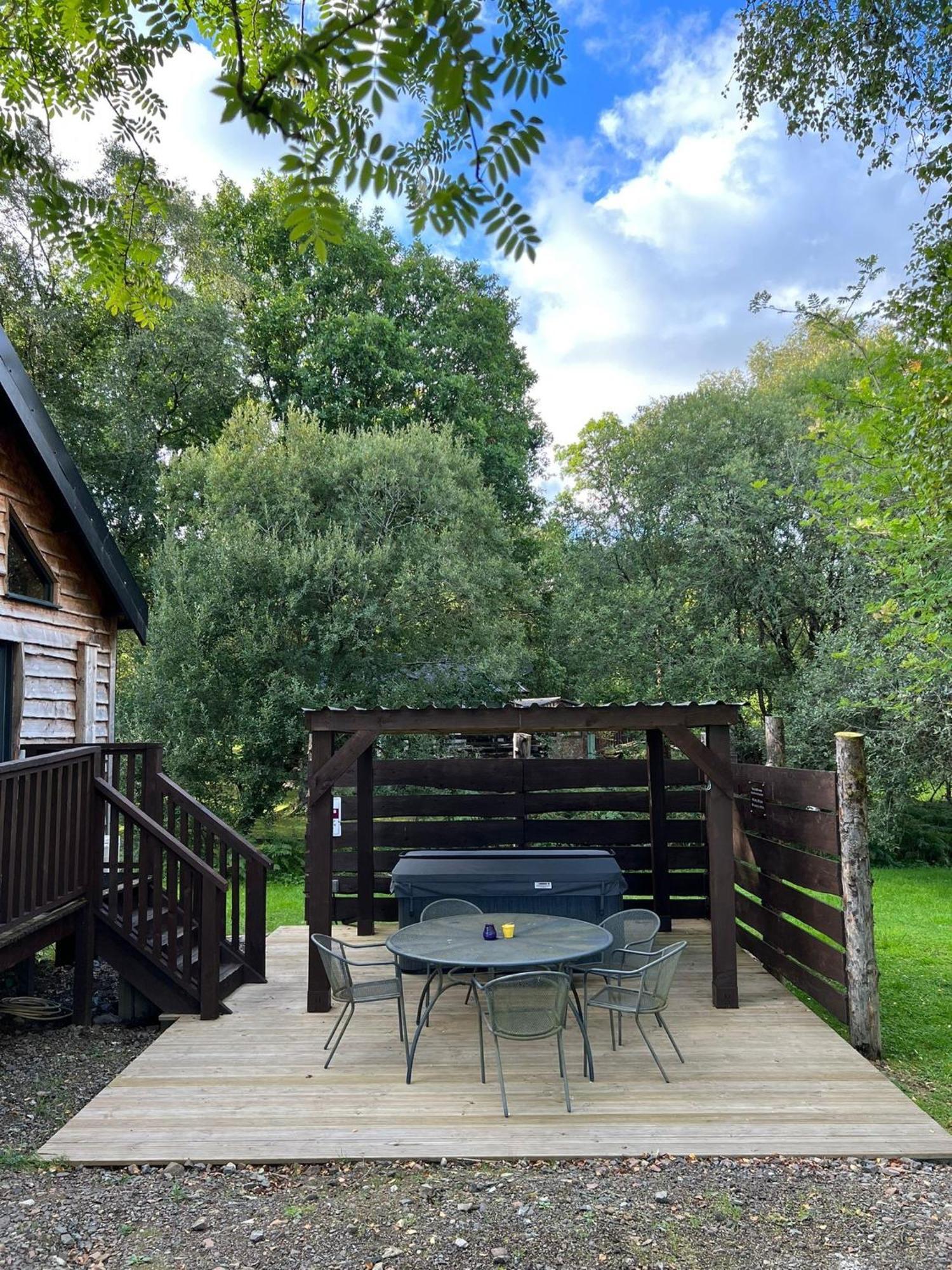 Loch Aweside Forest Cabins Dalavich 部屋 写真
